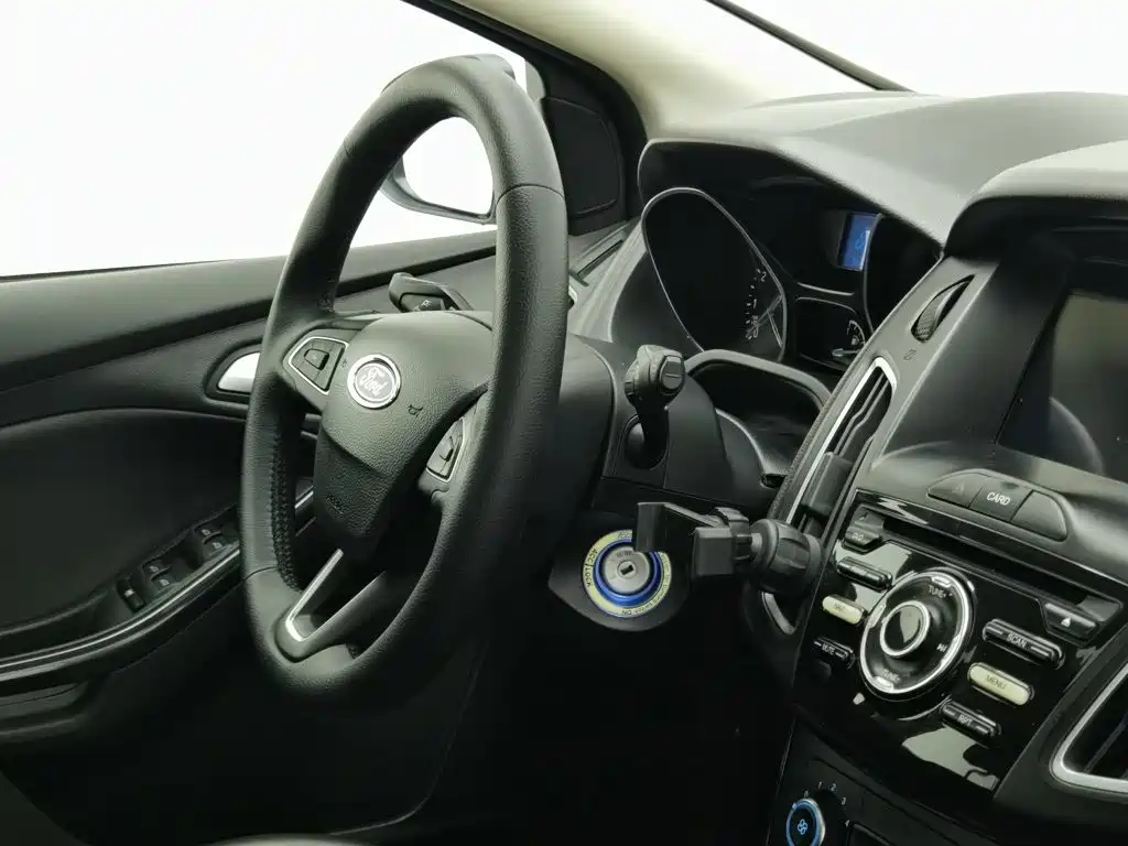 Ford Focus — миниатюра 22