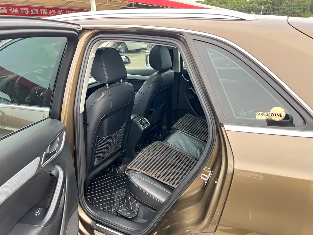 Audi Q3 — миниатюра 12