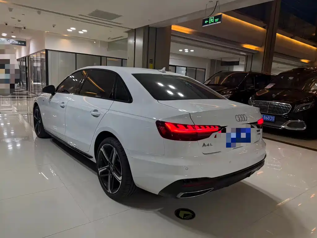 Audi A4L 2025 200 Enjoy 40 TFSI Luxury