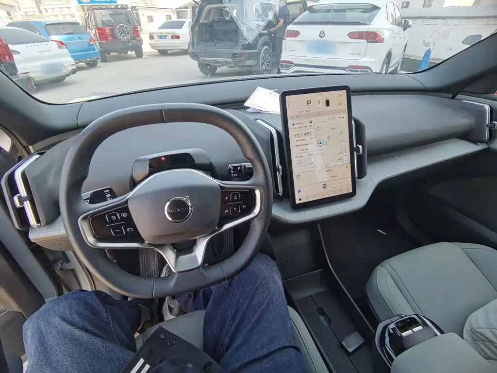 Volvo EX30 — миниатюра 10