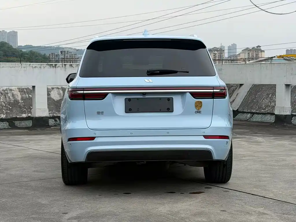 Li Auto ONE 2020 6 мест