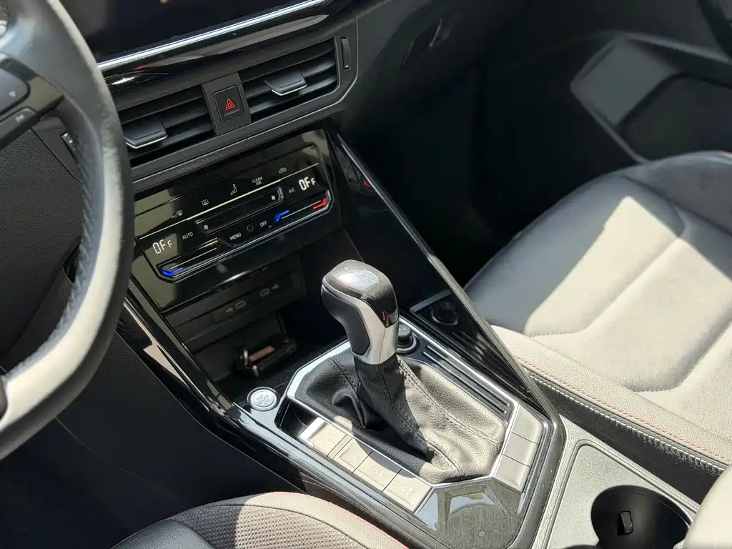 Volkswagen Tayron 2022 330TSI Luxury Smart Connect