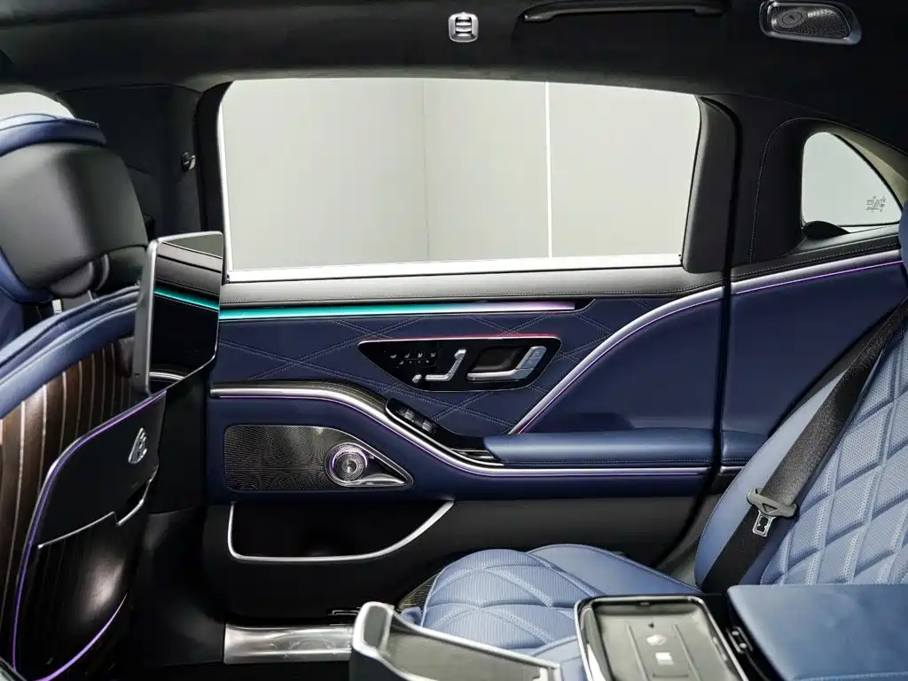 Mercedes-Benz S-Class — миниатюра 10