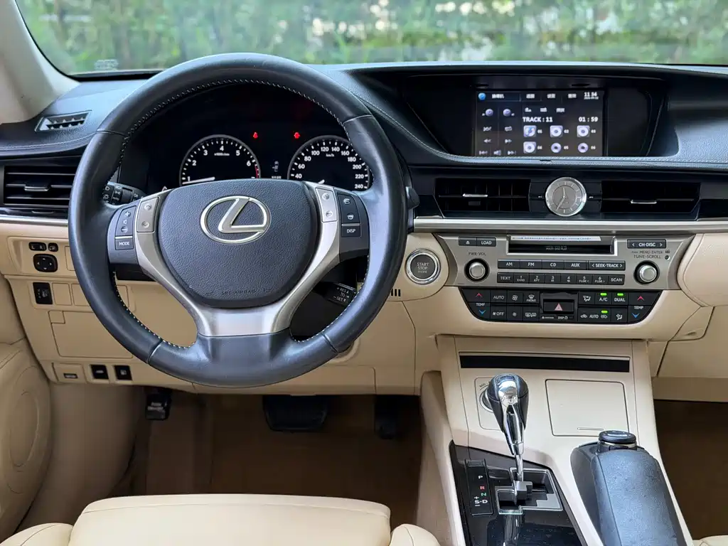 Lexus ES — миниатюра 6