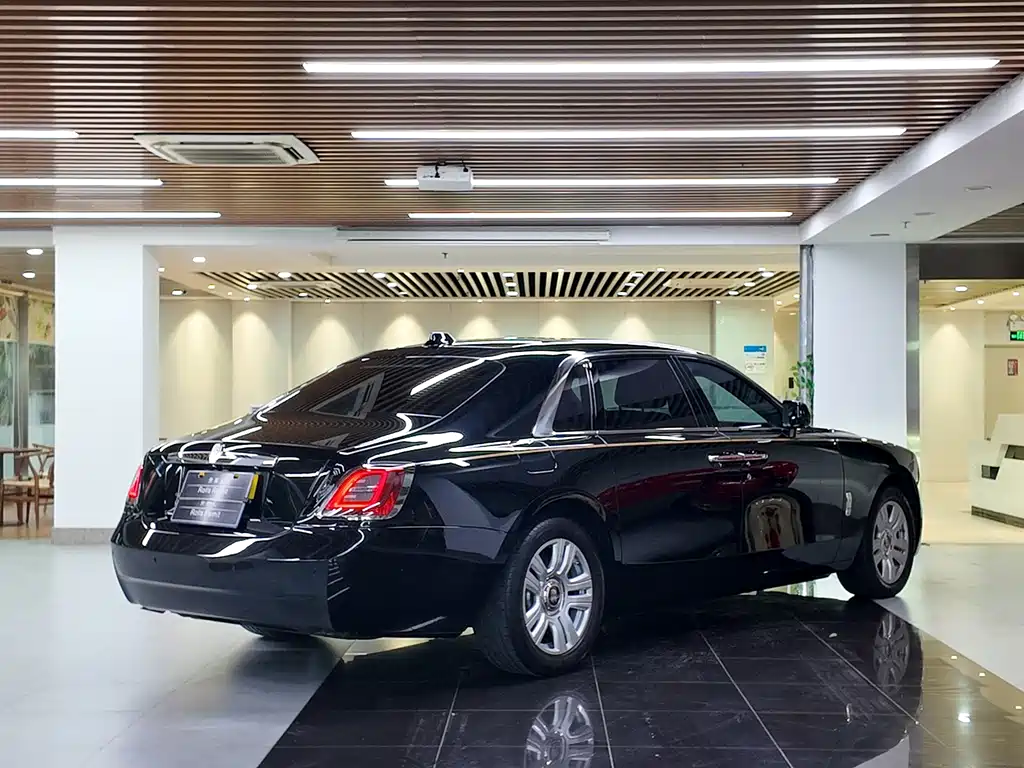 ROLLS-ROYCE GUST