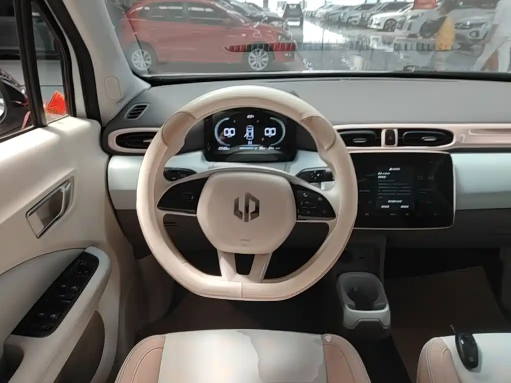 Leapmotor Leapmotor T03 — миниатюра 11