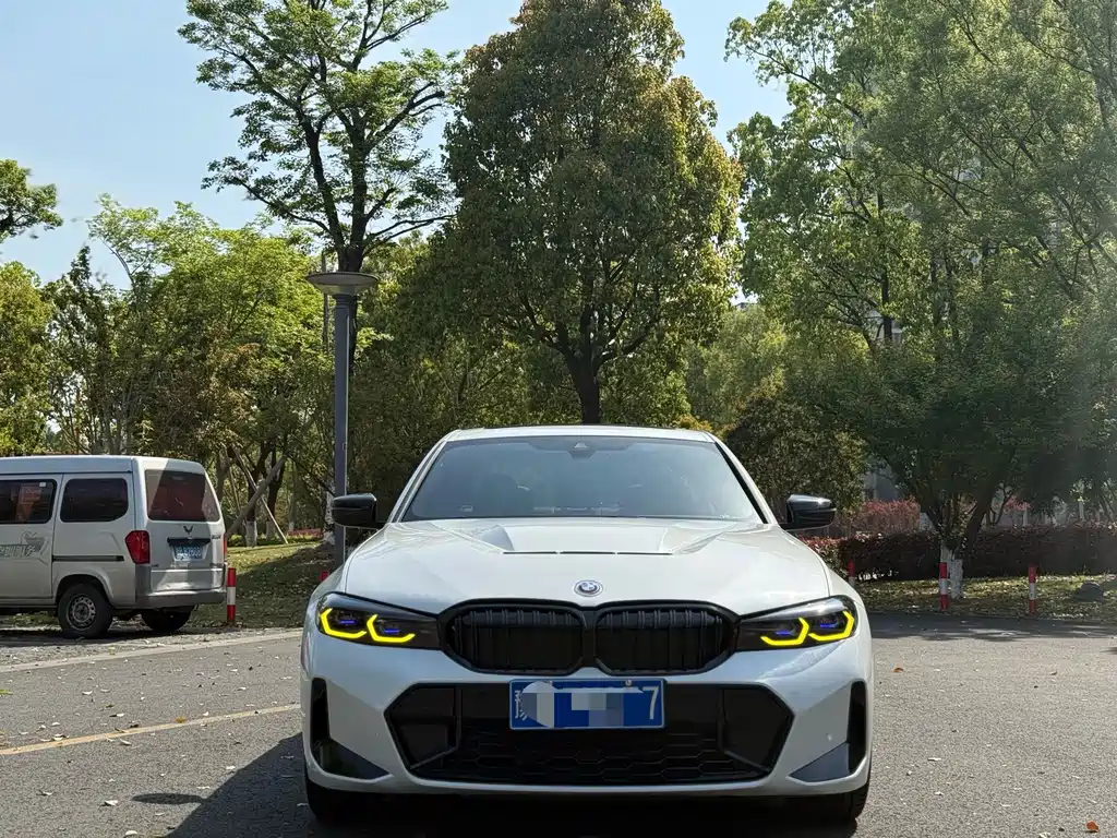 BMW 3 Series — миниатюра 3