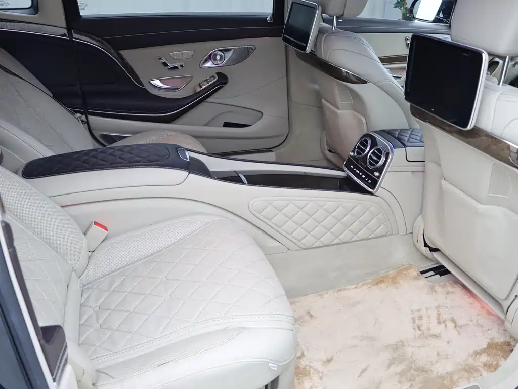 Mercedes-Benz S-Class — миниатюра 12