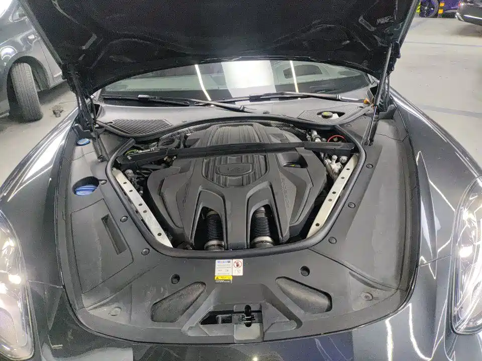 Porsche Panamera Hybrid — миниатюра 9