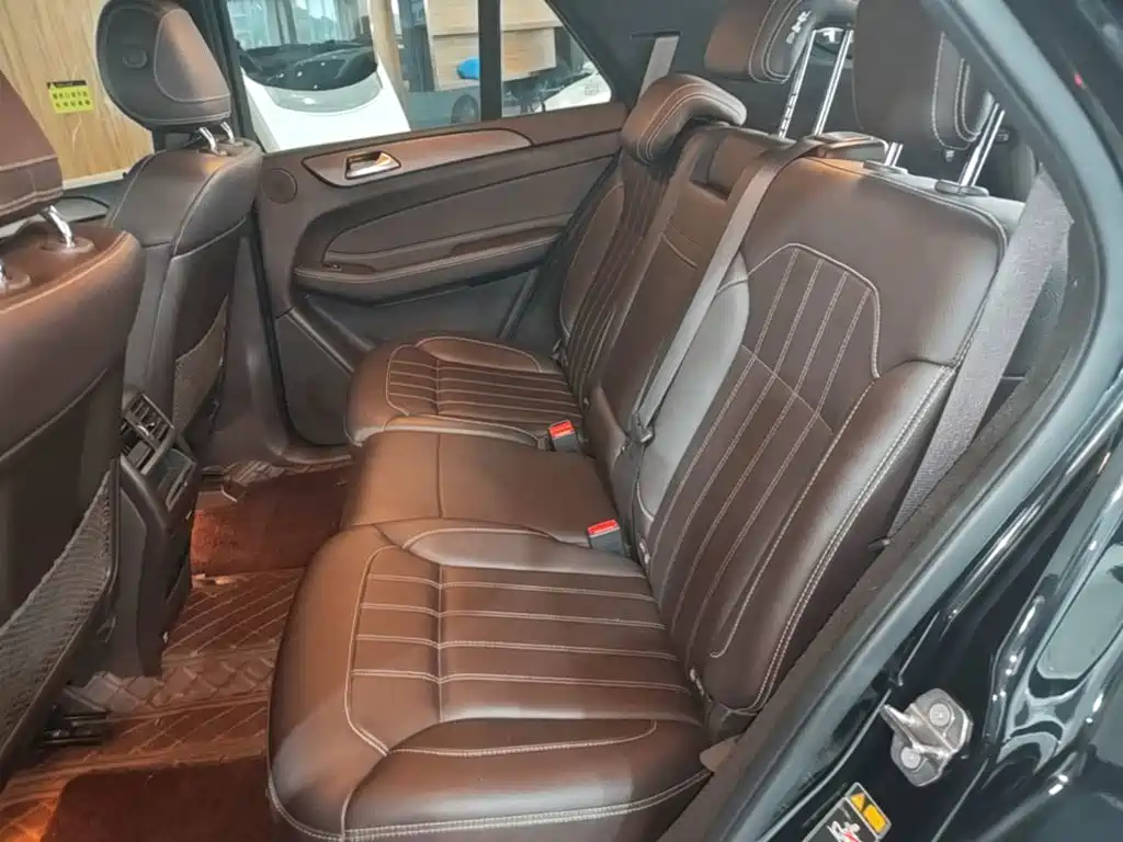Mercedes-Benz GLE (Import) — миниатюра 17