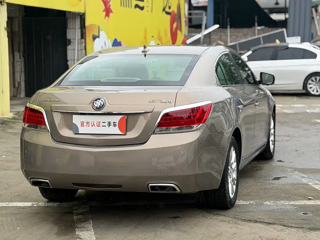 Buick LaCrosse — миниатюра 7