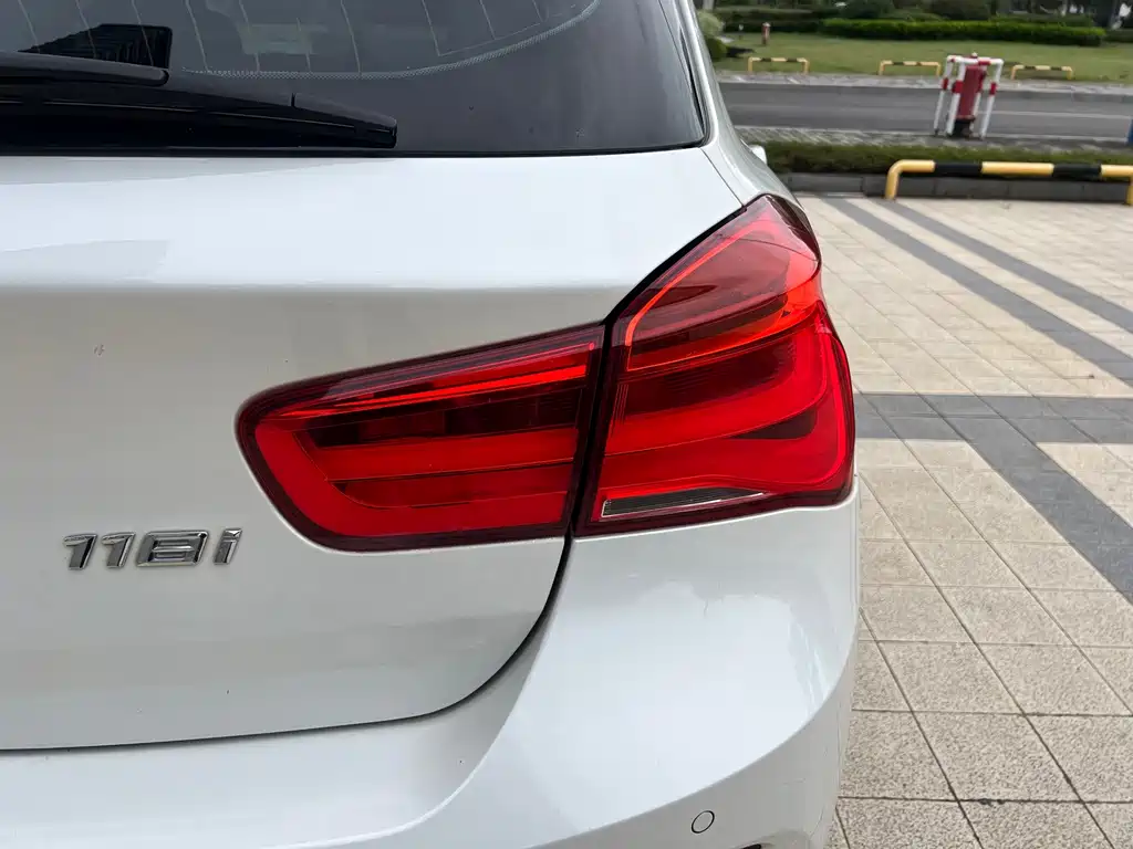 BMW 1 Series (Import) — миниатюра 16