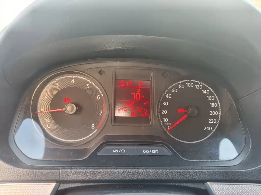 Volkswagen Jetta — миниатюра 7