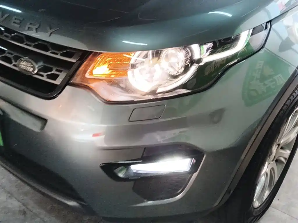 Land Rover Discovery Sport — миниатюра 24
