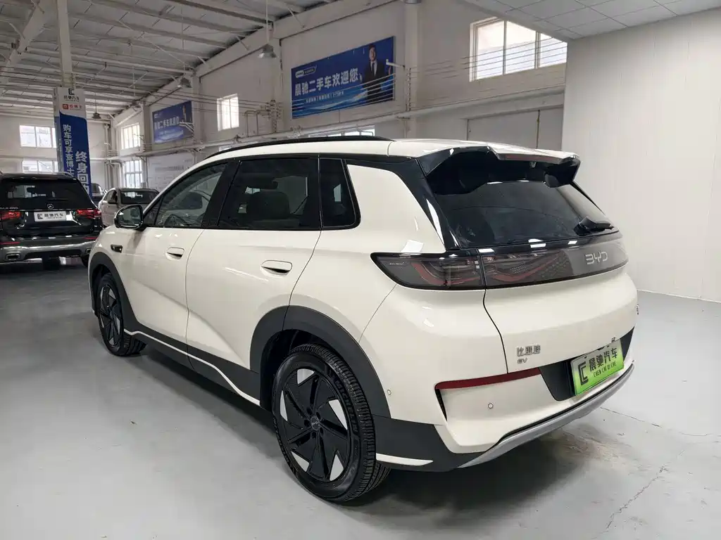 BYD Sealion 05 EV — миниатюра 6