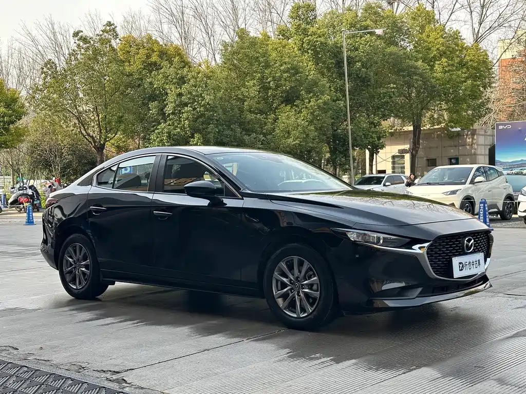 MAZDA 3 ANGKESAILA