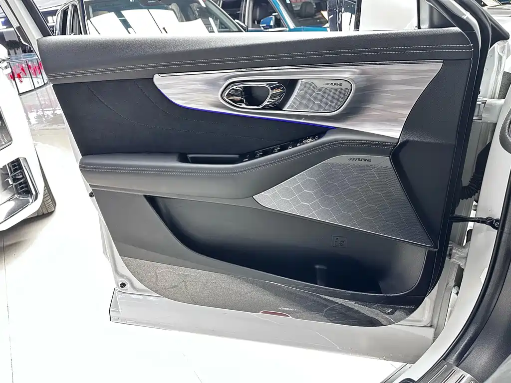 GAC Motor Trumpchi GS8 — миниатюра 11