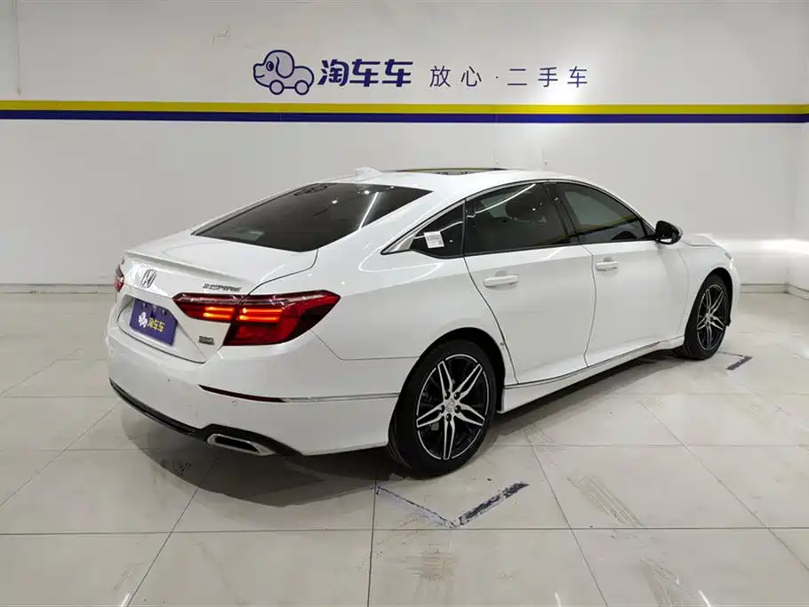 Honda Inspire 2022 260TURBO