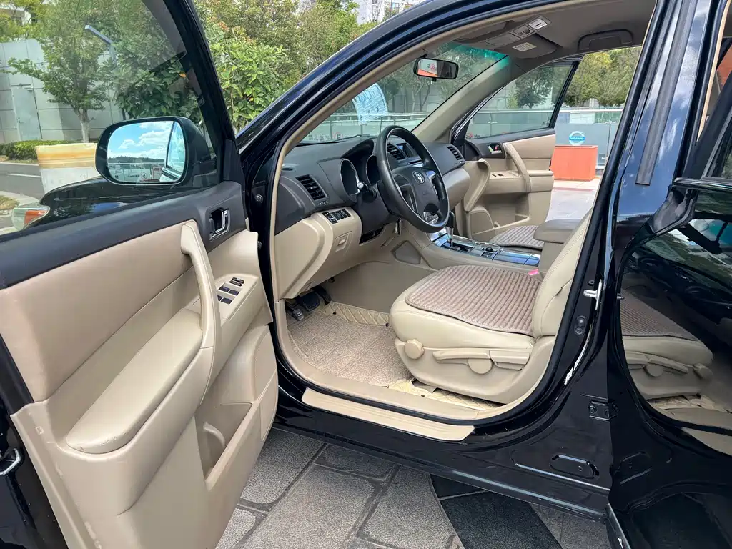 Toyota Highlander — миниатюра 4