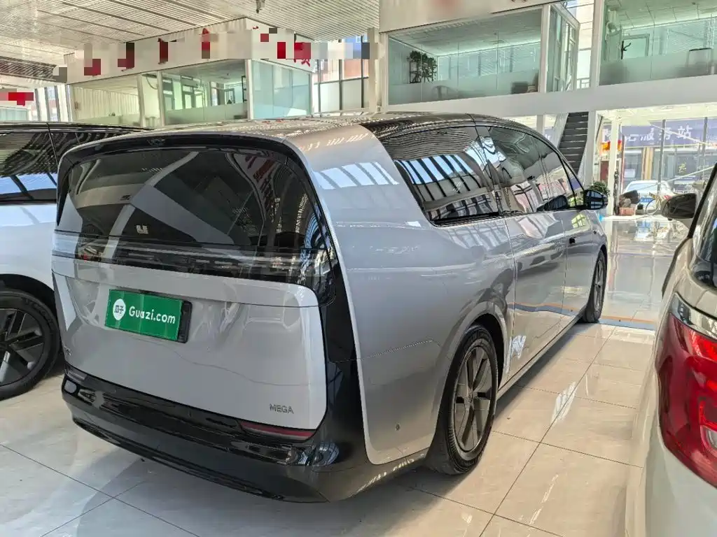 Li Auto Li MEGA — миниатюра 7