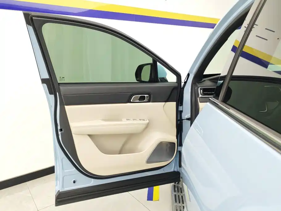 Li Auto Li ONE — миниатюра 7