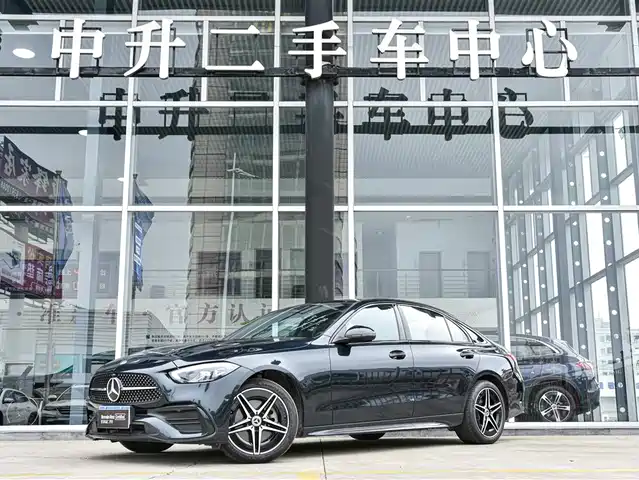 MERCEDES-BENZ C CLASS 2025