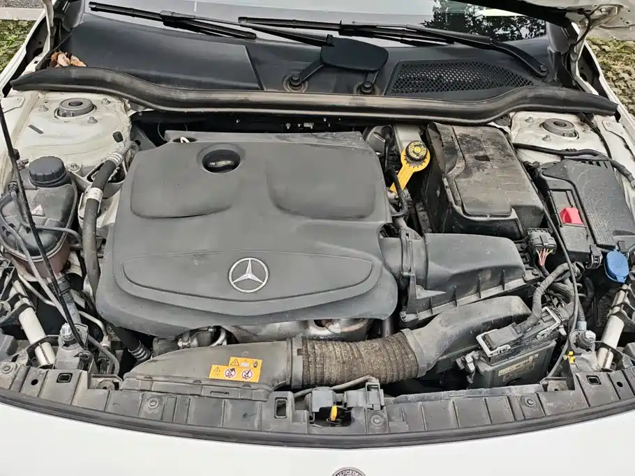 Mercedes-Benz GLA — миниатюра 10