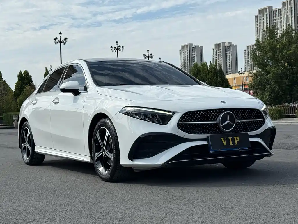 Mercedes-Benz A-Class — миниатюра 3