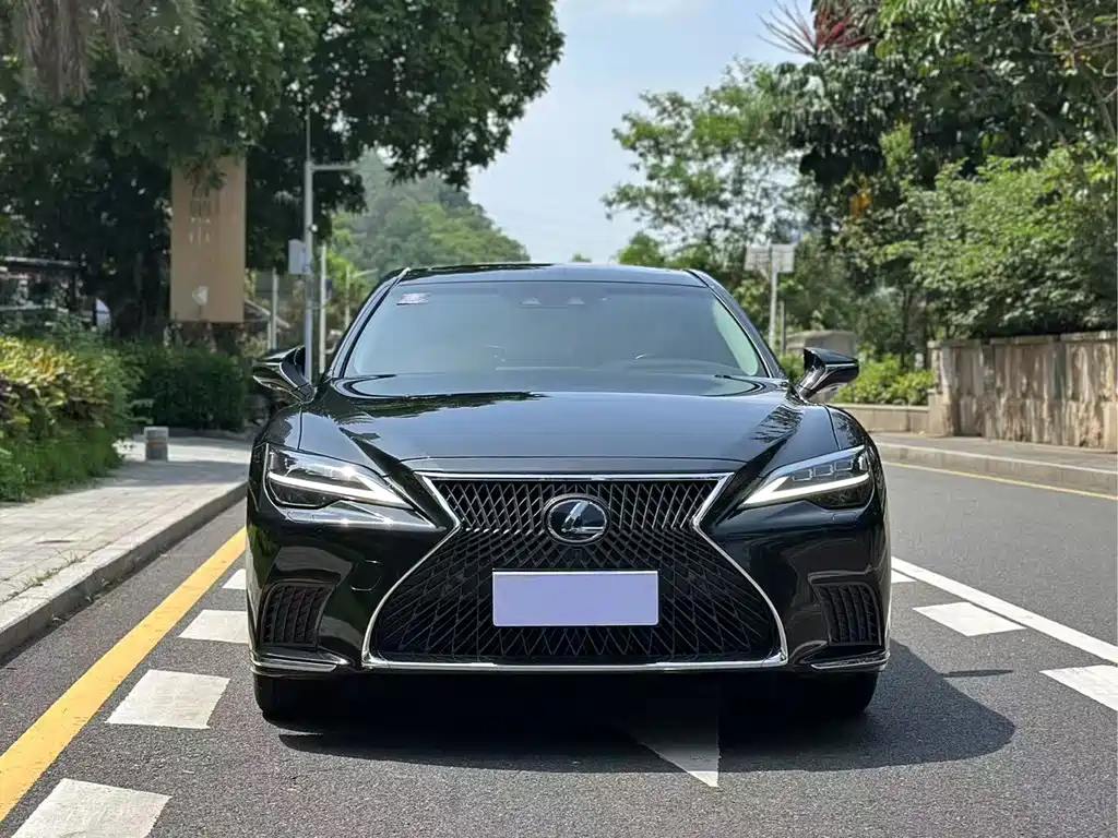 Lexus LS 2021 500h Executive