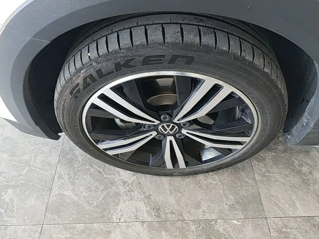 Volkswagen Touran — миниатюра 23