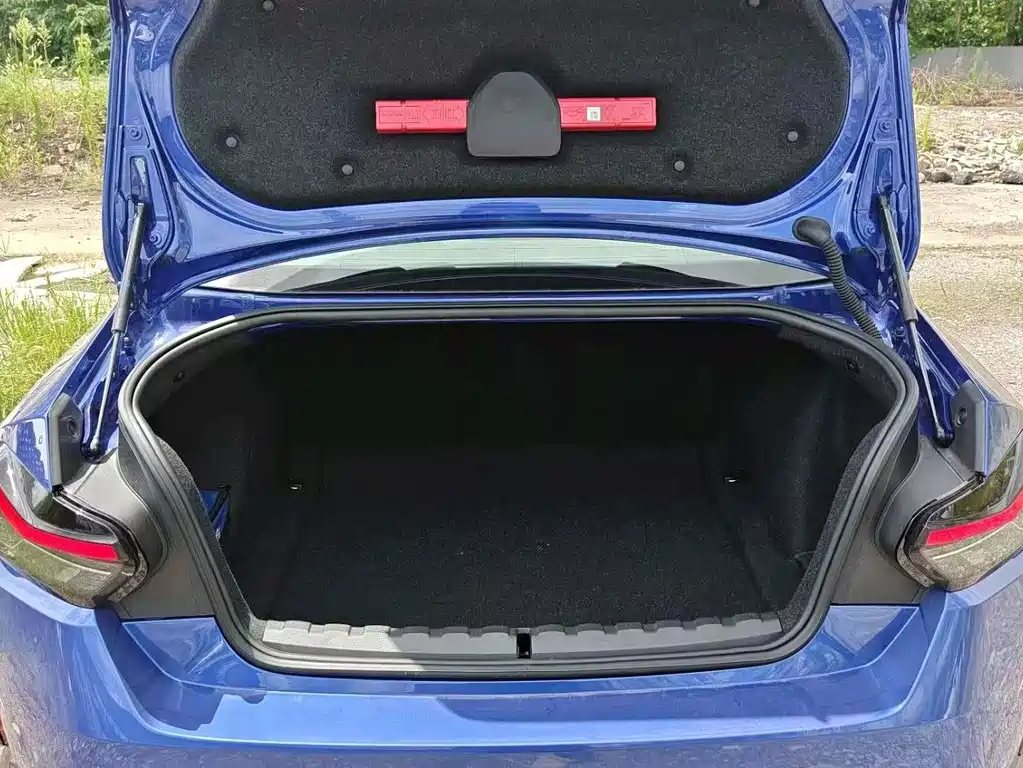 BMW M240i — миниатюра 12