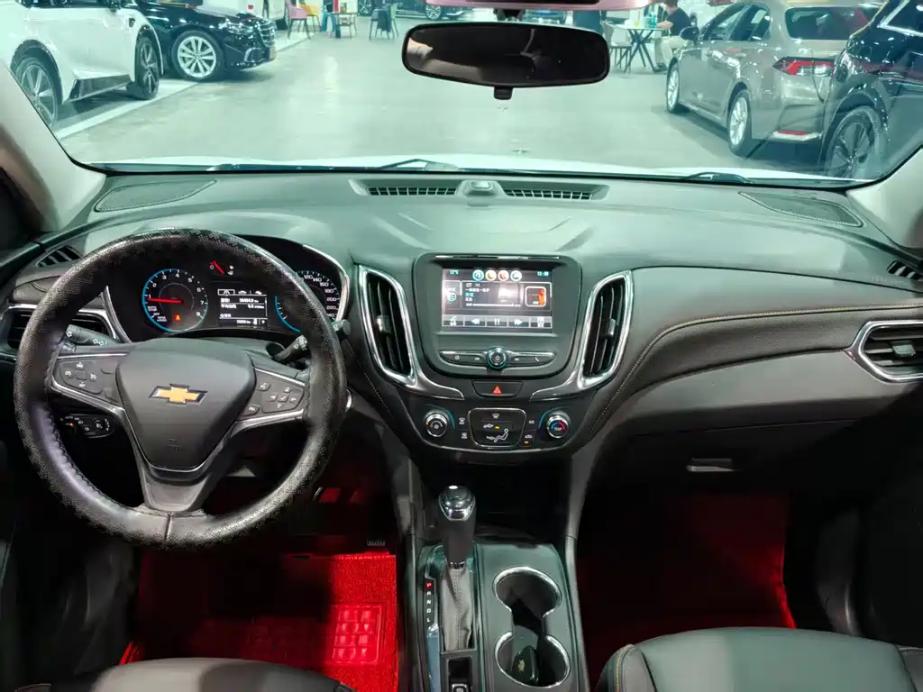 Chevrolet Equinox — миниатюра 6