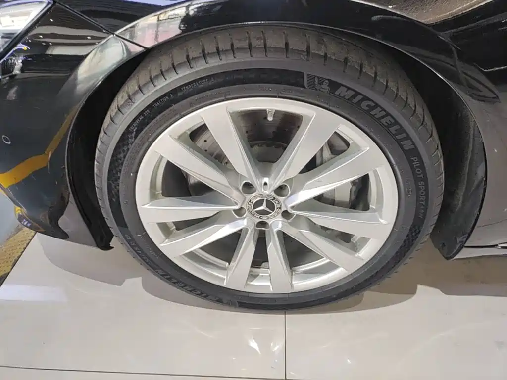 Mercedes-Benz S-Class — миниатюра 25