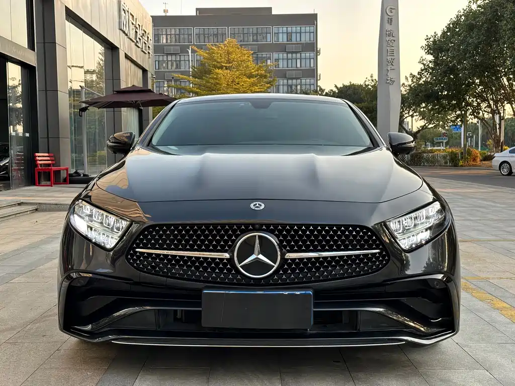 MERCEDES-BENZ CLS