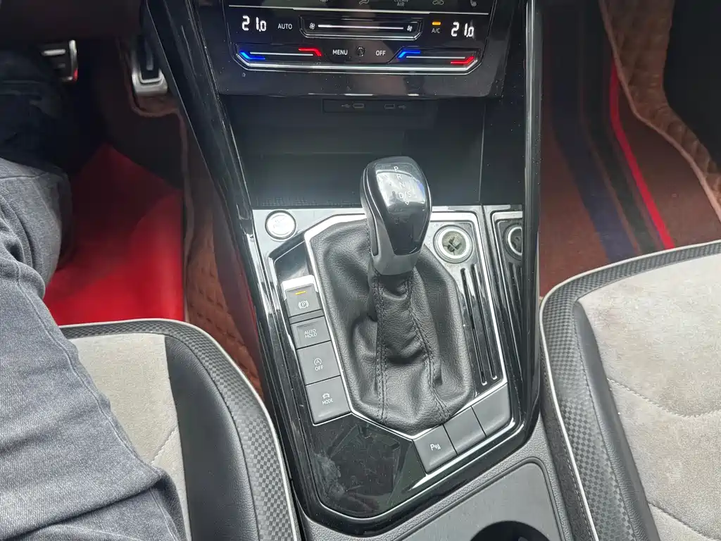 Volkswagen X — миниатюра 14