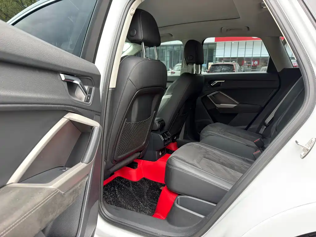 Audi Q3 — миниатюра 8