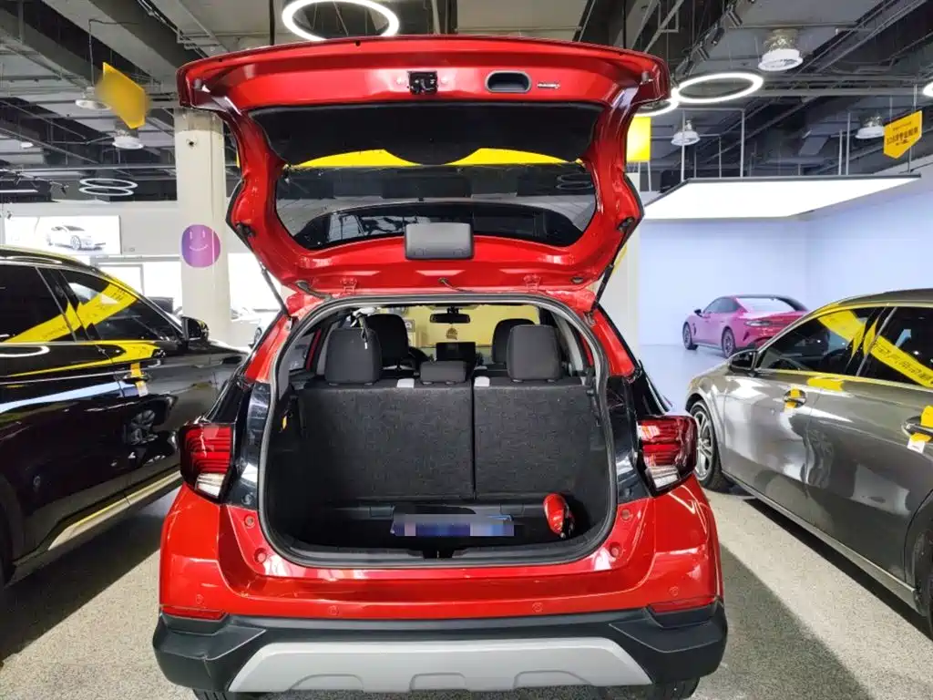 Toyota Yaris L - фото 15