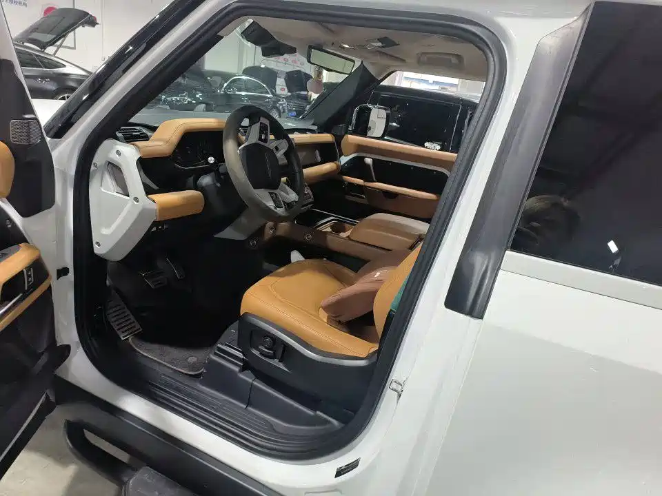 Land Rover Land Rover Defender 2024 90 3.0T P400 HSE