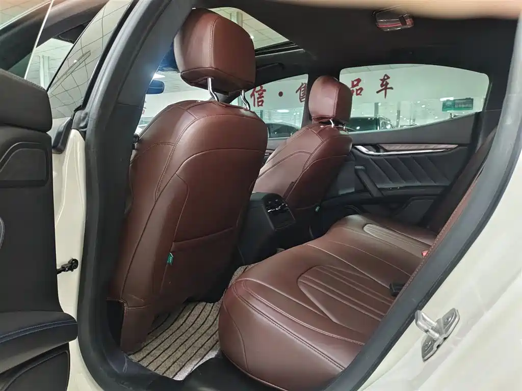 Maserati Ghibli 2021 2.0T