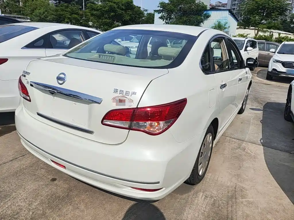 Nissan Sylphy — миниатюра 5