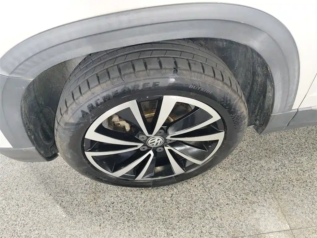 Volkswagen Tharu - фото 23
