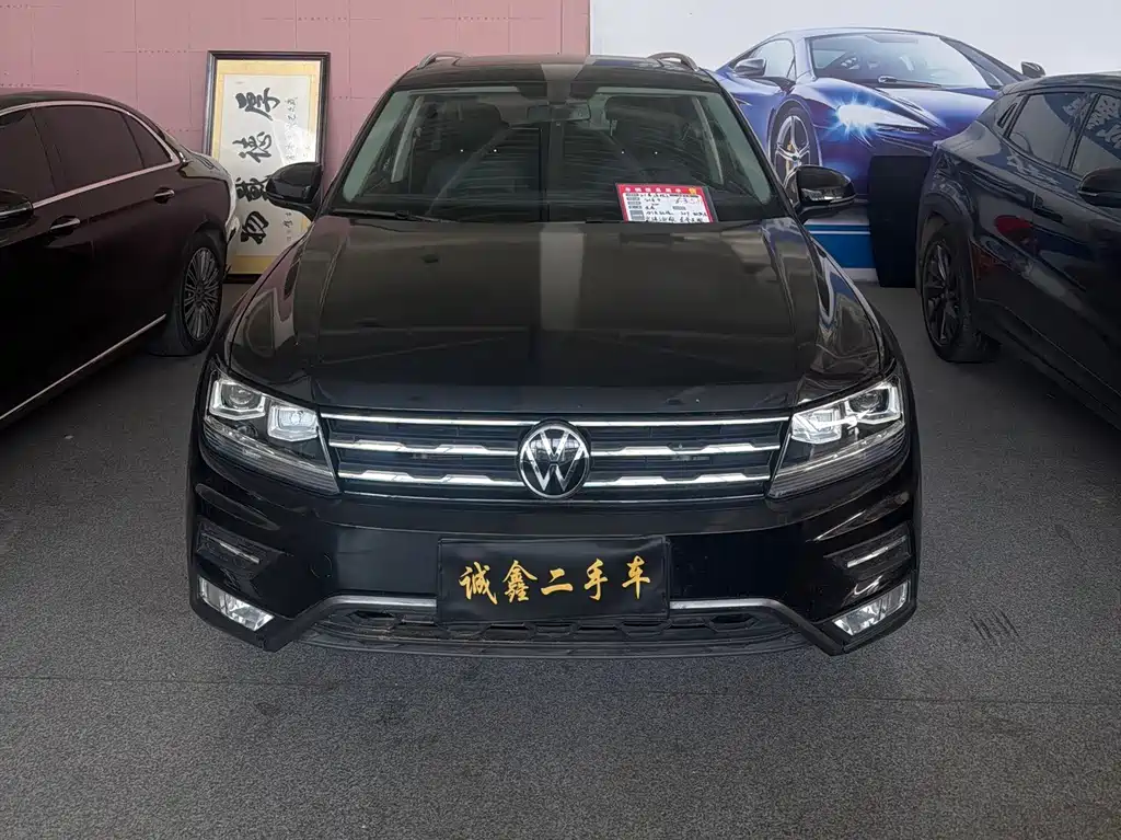 Volkswagen Tiguan L — миниатюра 2