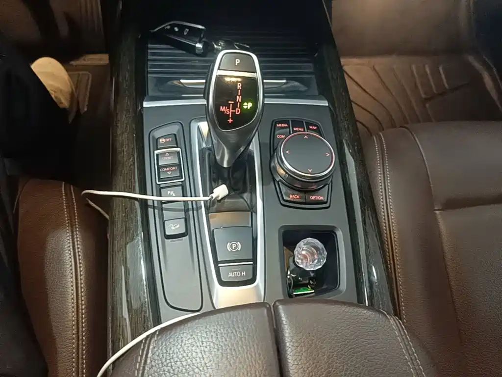 BMW X5 (Import) — миниатюра 14