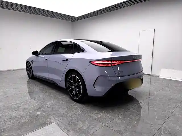 BYD Seal — миниатюра 3