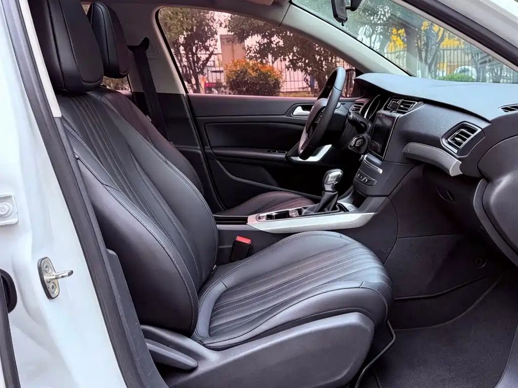 Peugeot 408 — миниатюра 19
