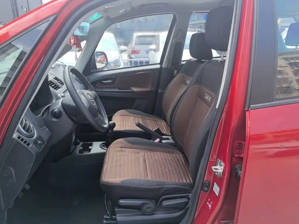 Suzuki SX4 — миниатюра 15