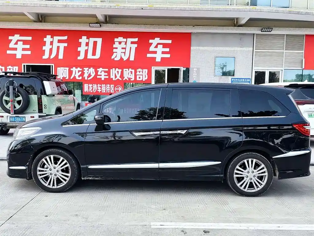 Honda Elysion — миниатюра 3