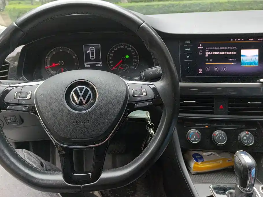 Volkswagen Bora — миниатюра 12