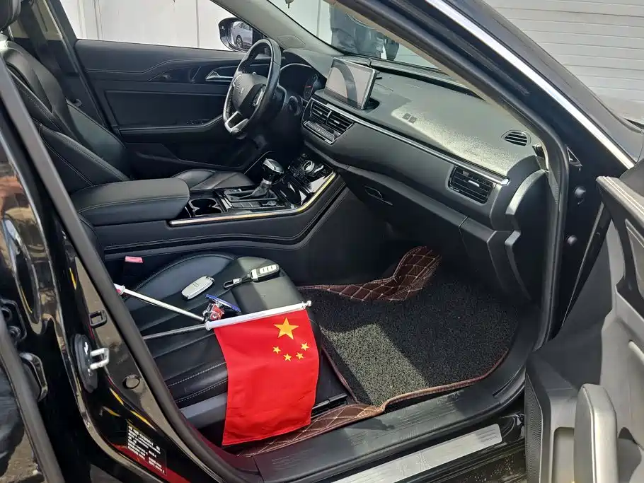 Hongqi Hongqi H5 — миниатюра 8