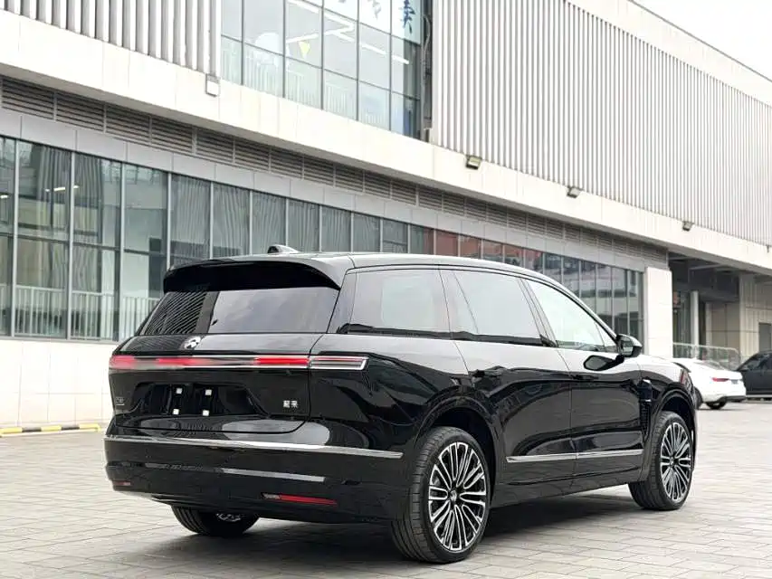 NIO ES8 — миниатюра 9
